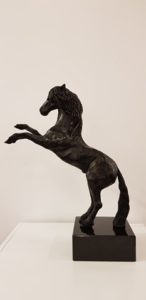 steigerend bronzen paard, fries paard, stallion, friesian horse, black pearl, bronze sculpture, bronze horse sculpture, fries paard brons